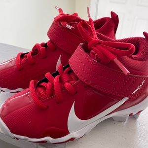 Boys baseball cleats like NEW